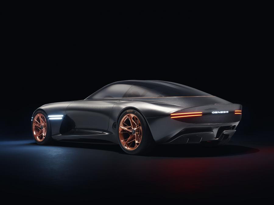  Genesis Essentia Concept 2018 года  (фото 2 из 30)